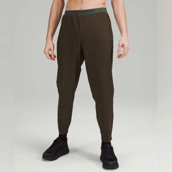 Lululemon Men’s Run State Jogger In Dark Olive - Picture 4 of 5